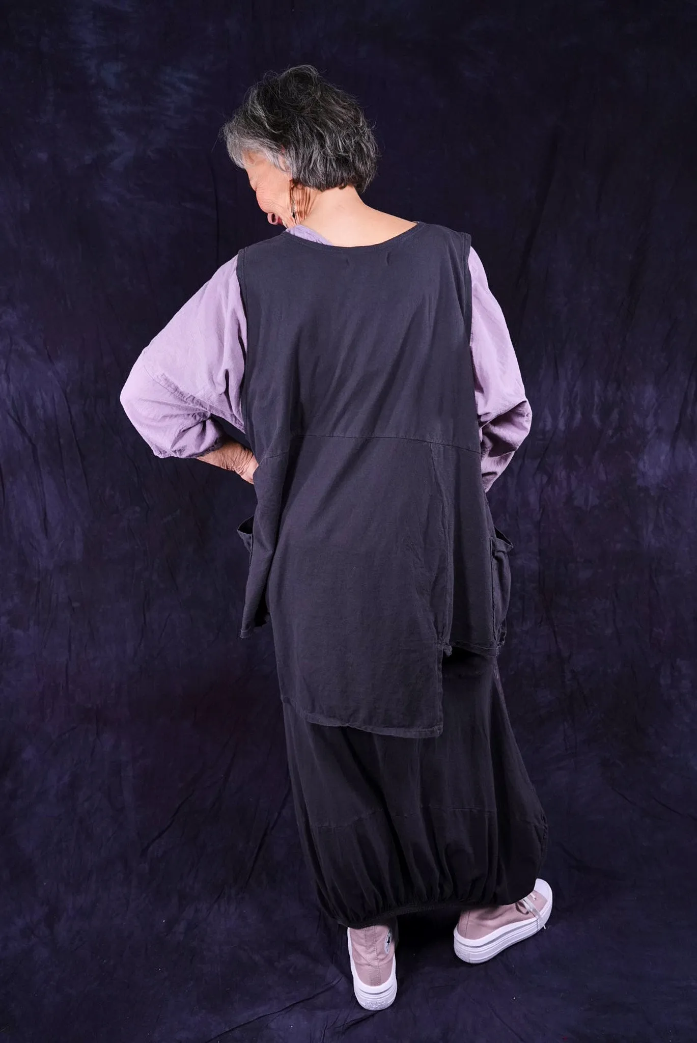 1437 Flower Pot Top Black Sand-P