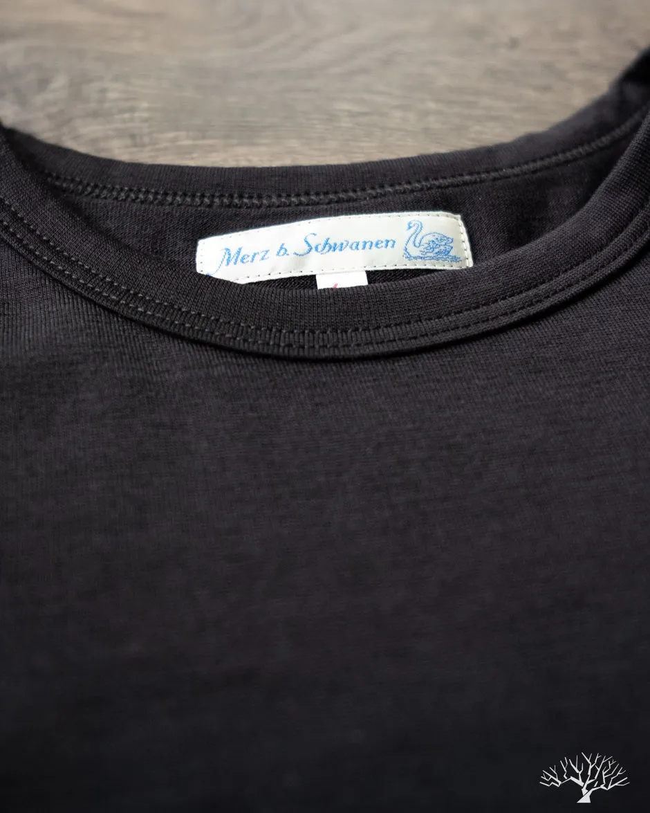 2W15LS Merino Wool Long-Sleeve Crew Neck Tee - Black