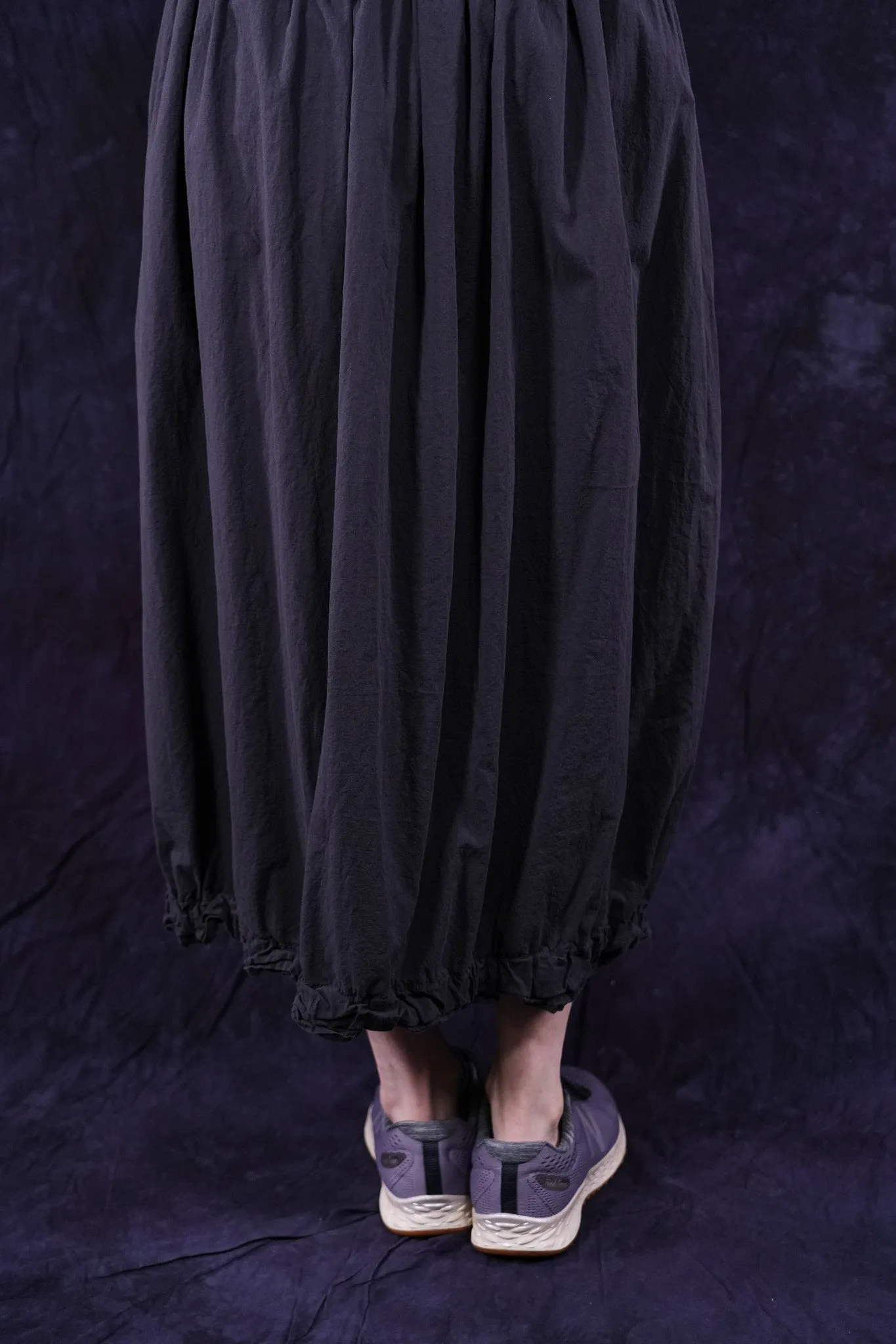 4184 Airy Lawn Skirt Black Sand
