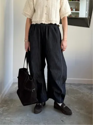 Black Contrast Stitch Barrel Jeans