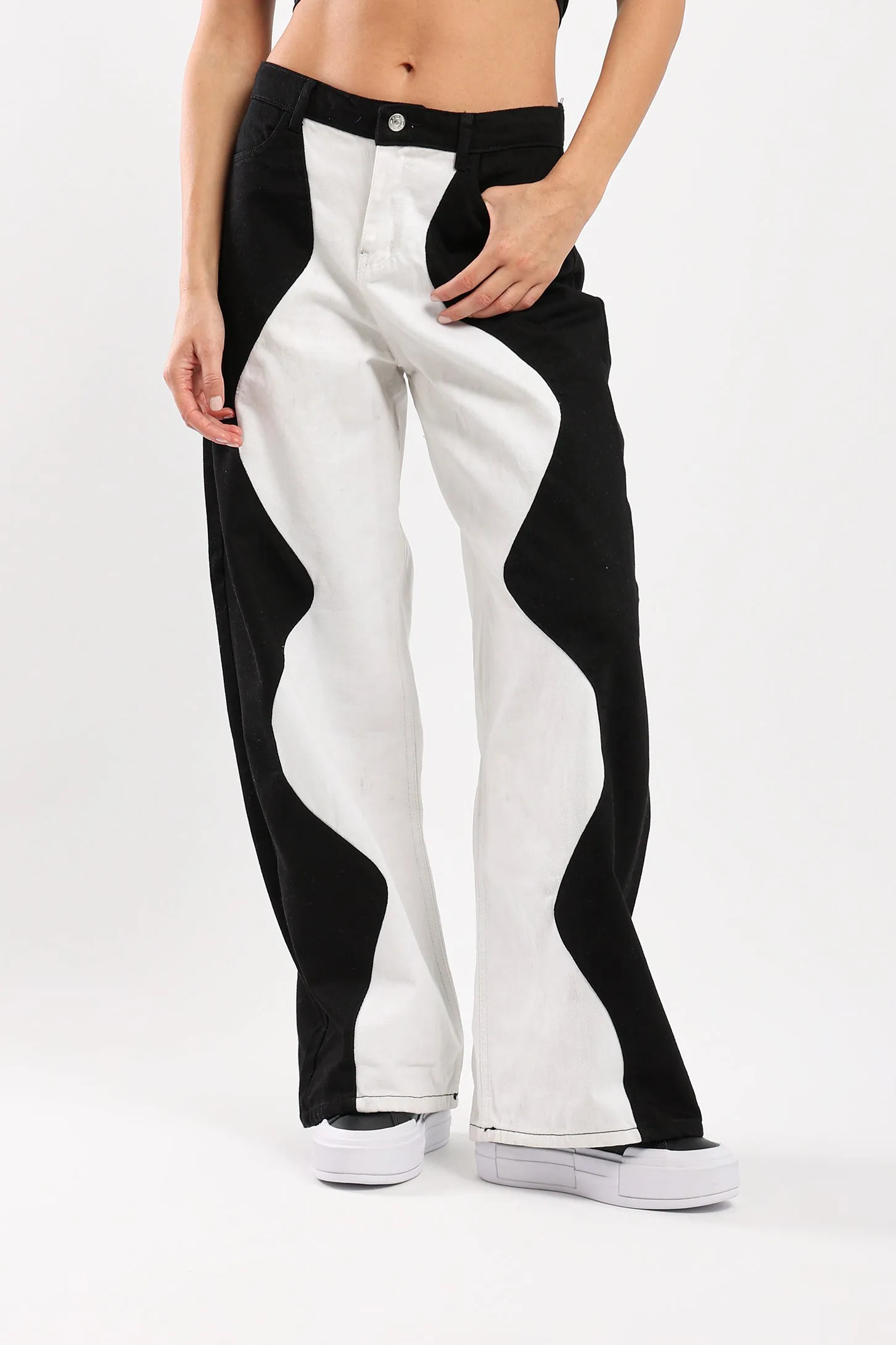 COLOR BLOCK JEANS - BLACK