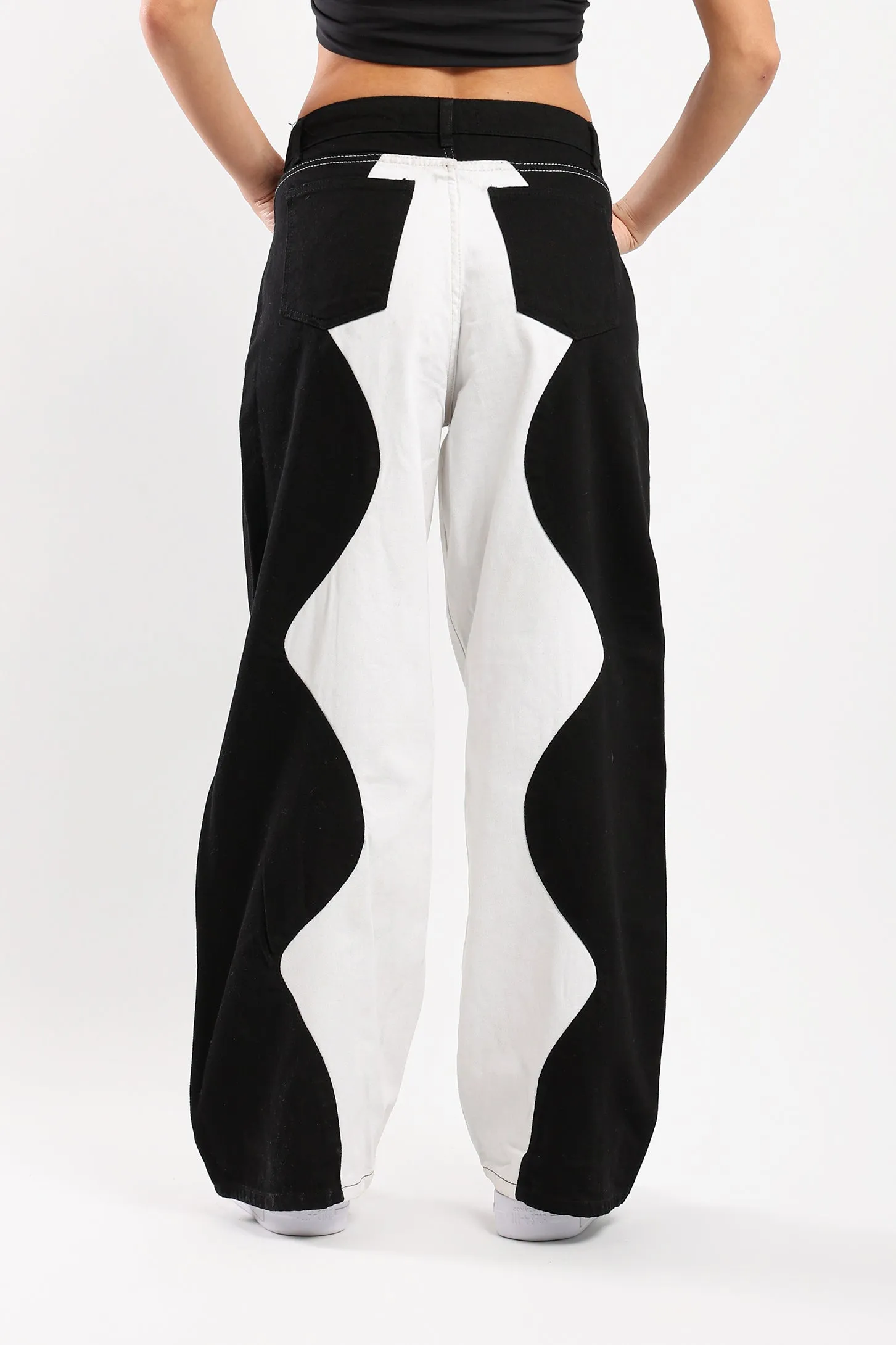COLOR BLOCK JEANS - BLACK