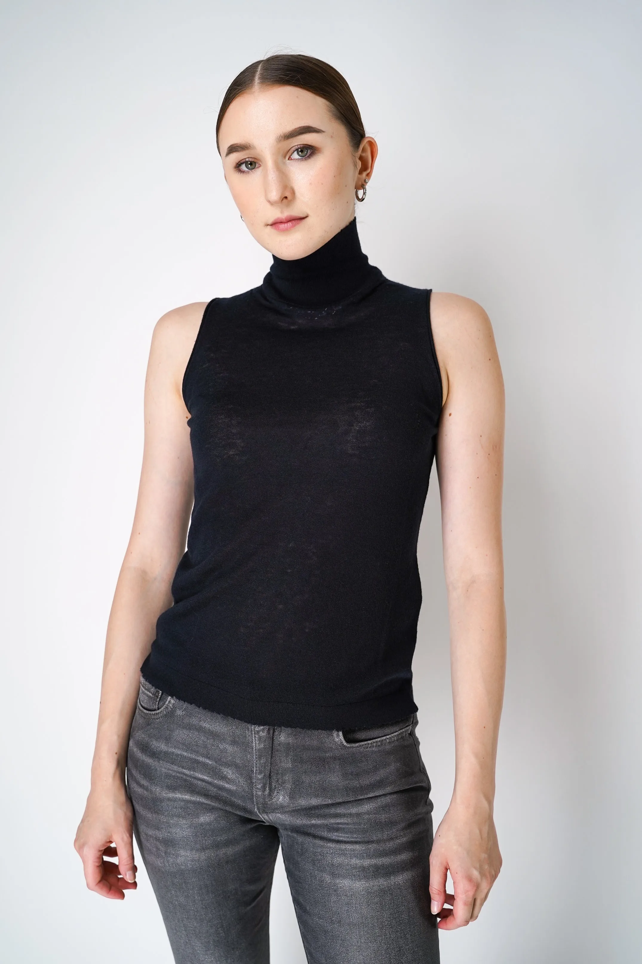 Dorothee Schumacher Knitted Wool Cashmere Sleeveless Turtleneck in Black