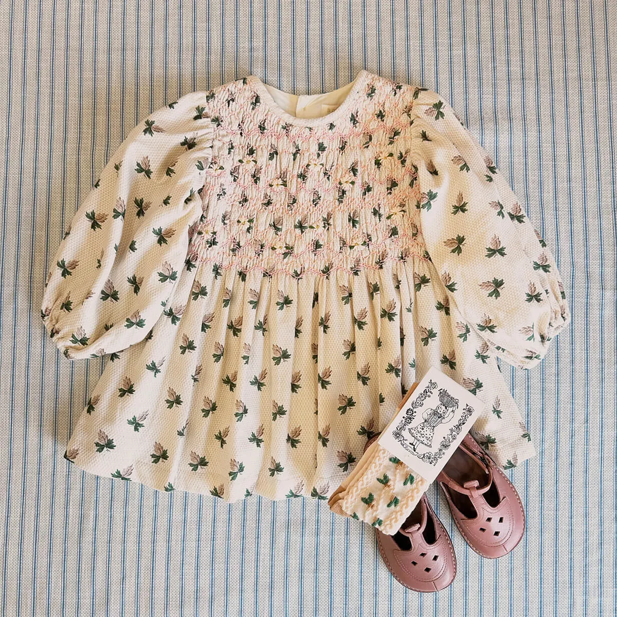 EXCLUSIVE Handsmock Blouse in Hazelnut Flower Print by Bonjour