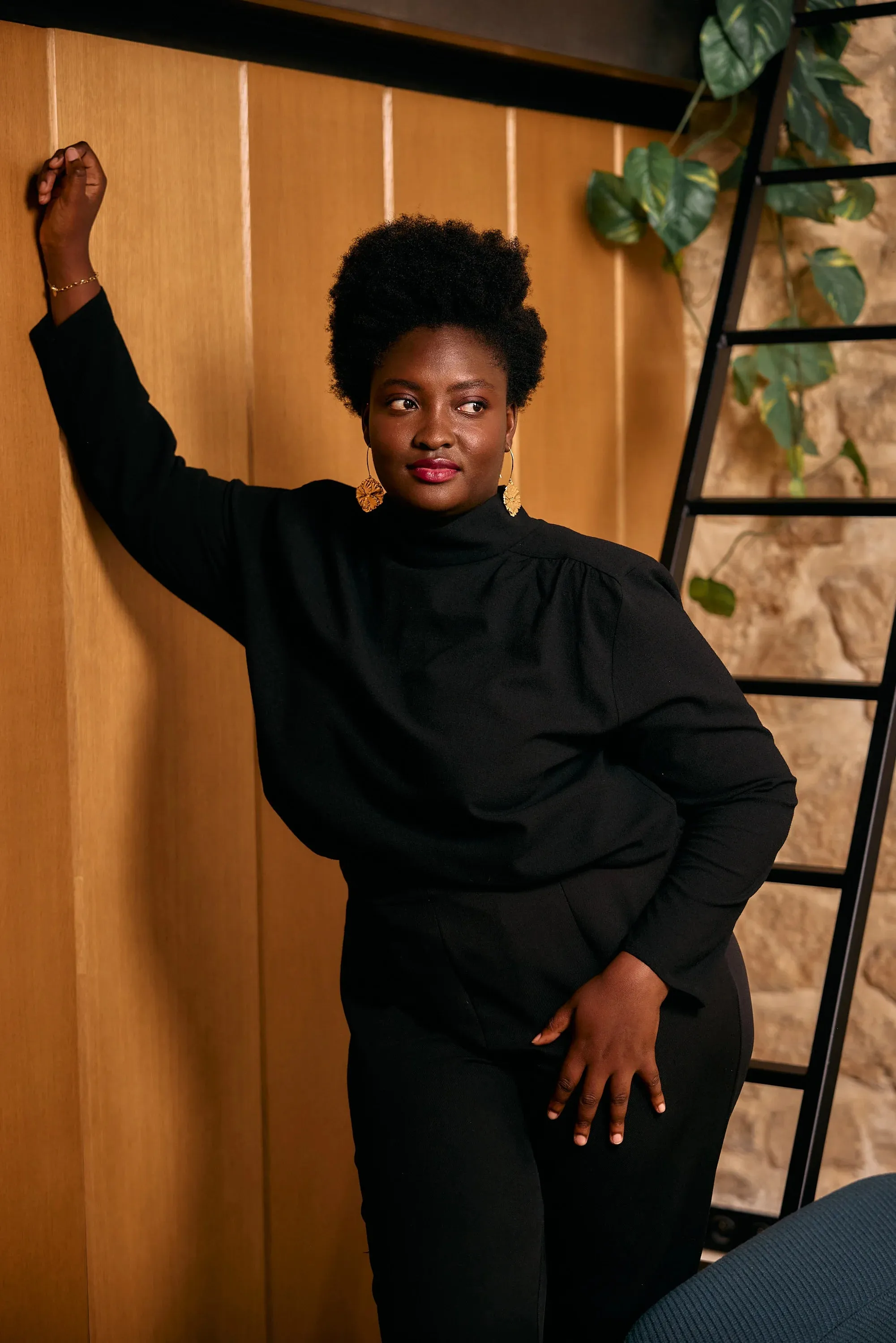 Jane Open-back Black Blouse | KS Vestiaire Intemporel