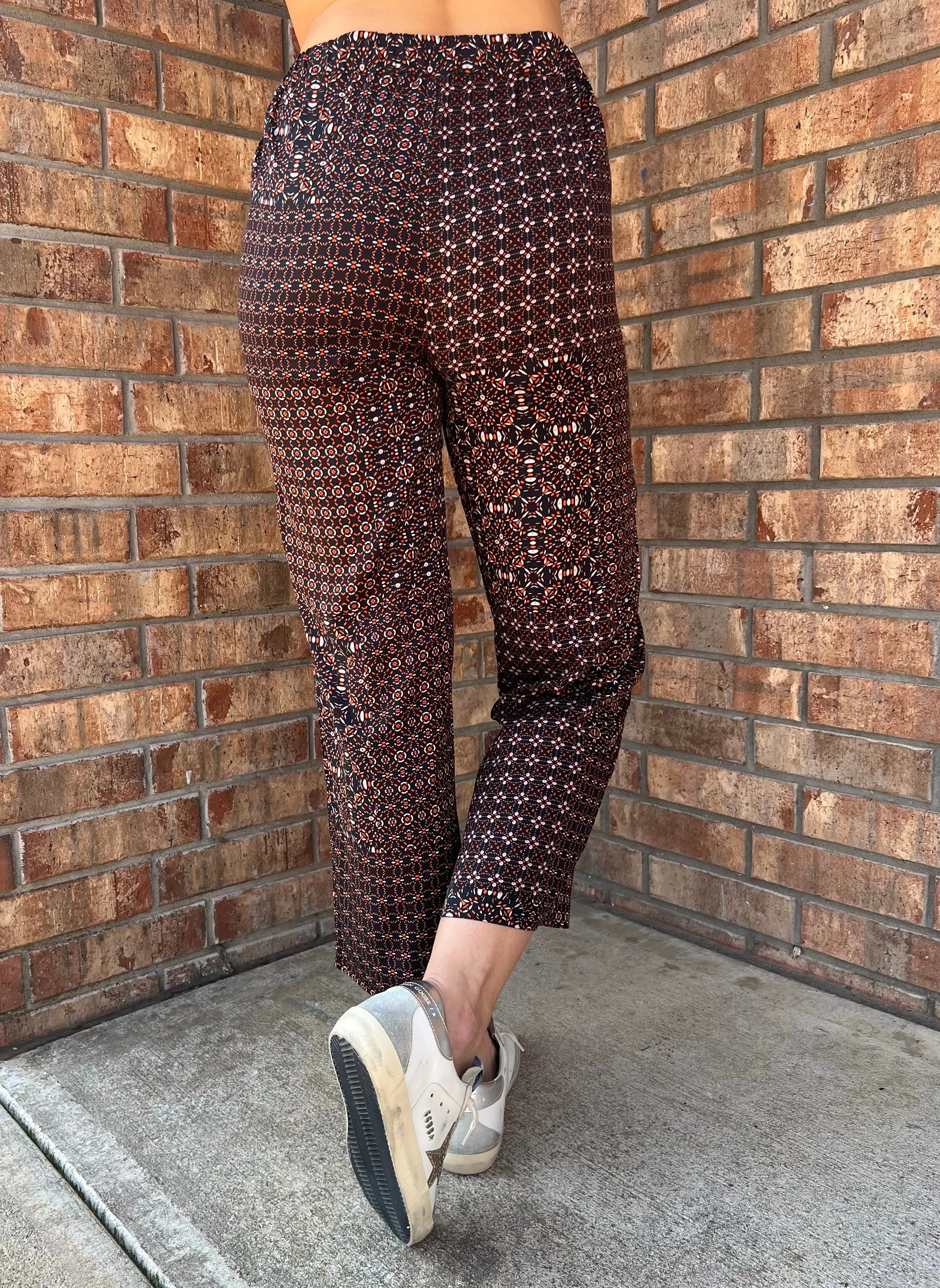 Liverpool Printed Pull-On Crop Pant