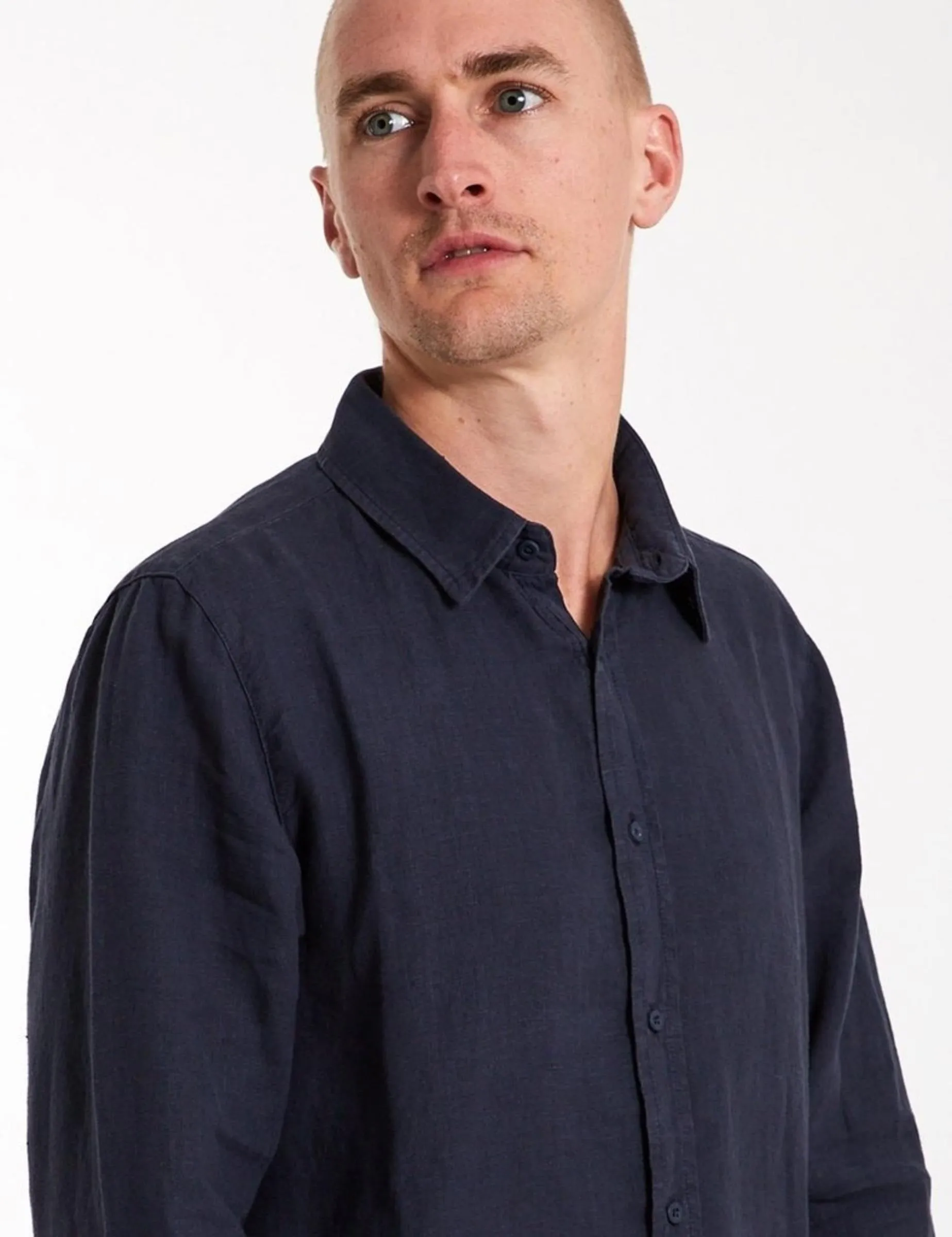 Mr Simple Linen Long Sleeve Shirt in Navy