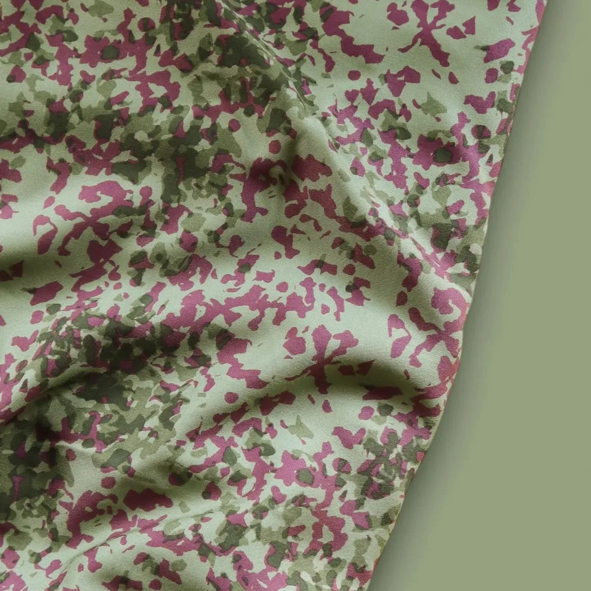 PRE-ORDER - END OF MAY DELIVERY Mind The MAKER - Iris Olive Viscose Twill with LENZING™ ECOVERO™ fibres