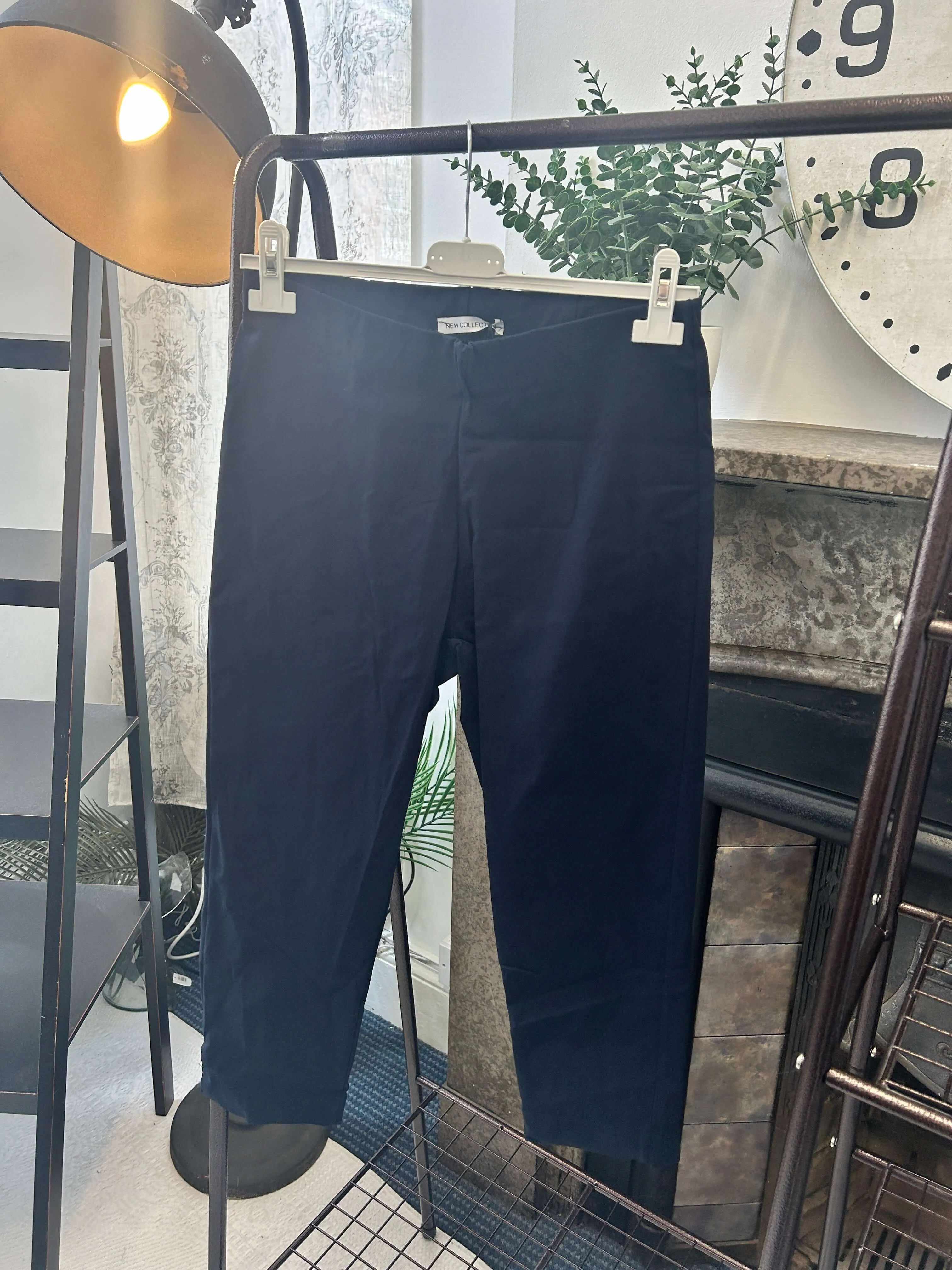 Yvette darted seamless Capri Pants